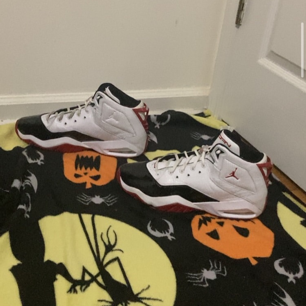 Jordan b’loyal size 13